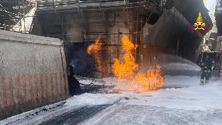 Fuga di metano ad Ascoli Piceno, brucia furgone: ustionato operaio